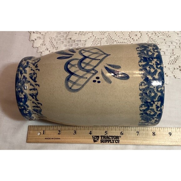Sponge Ware Utensil Crock Vase Jar Decorated With Blue Design & Hearts 8" Tall - Picture 7 of 9